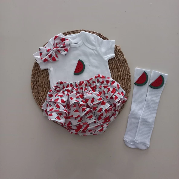 BALBÖCEĞİKİDS Kız Bebek Karpuz Fırfır Şort Etek Bodyli Çorap Takımı ürün görseli 1