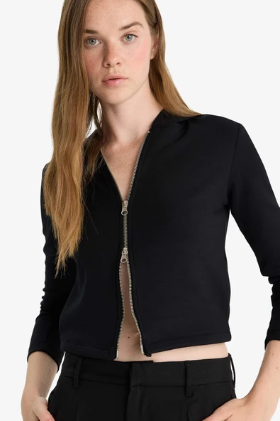 Defacto F7651AXBK81 Siyah Slim Fit Dar Kesim Kapüşonlu Modal Fermuarlı Sweatshirt ürün görseli 1