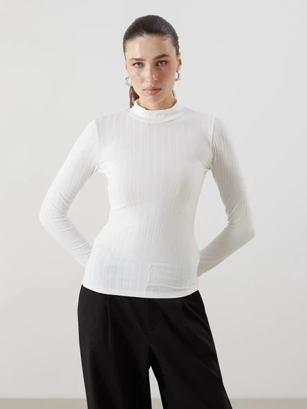 LCWAIKIKI Basic Ekru Dik Yaka Kadın Body ürün görseli 1