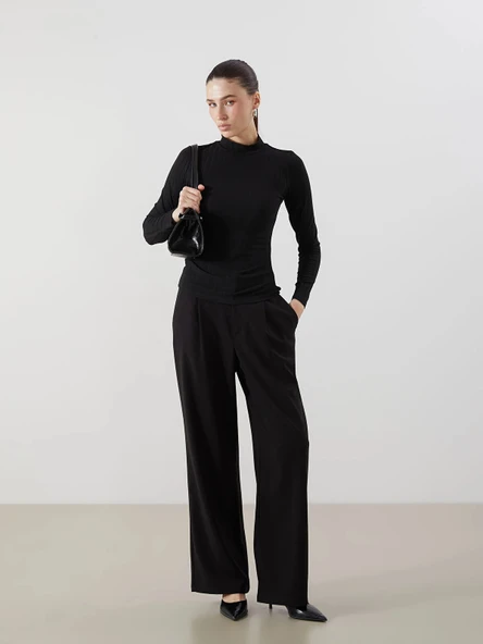 LCWAIKIKI Basic Siyah Dik Yaka Kadın Body - Resim 3