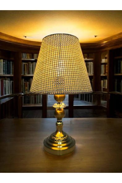 RATTAN MODEL LÜX KONİK GECE VE MASA LAMBASI ürün görseli 1