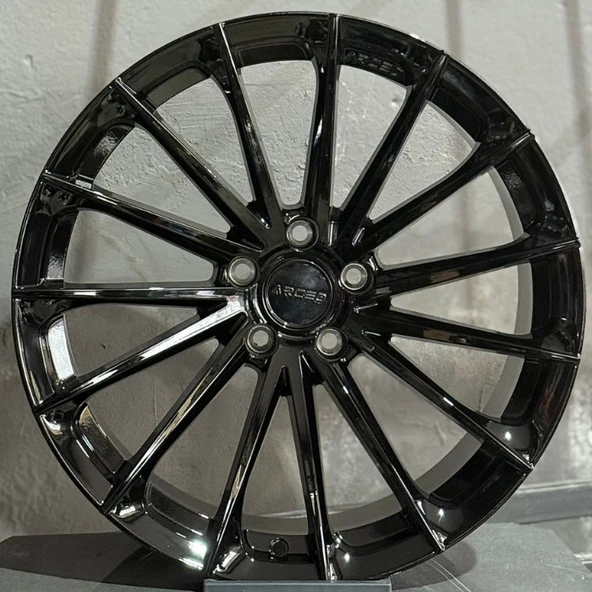 5*112*20*9.0 ET35 CH66.6 GLOSS BLACK ARCEO BERLİN JANT ürün görseli 1