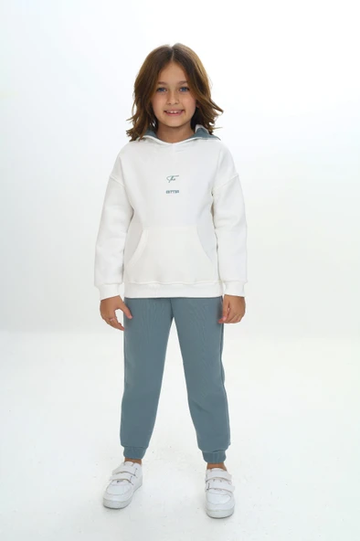 Toontoy Kız Çocuk 2'li Takım Baskılı Kapüşonlu Cepli Sweatshirt & Beli Paçası Lastikli Jogger Eşofman Altı - Bant Detaylı & 3 İplik Şardonlu ürün görseli 1
