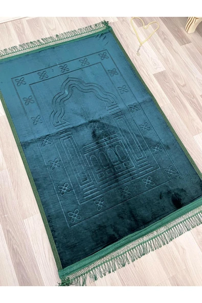 Lüks Kalın Yumuşak Peluş Kaymaz Taban Özellikli Hediyelik Çeyizlik Seccade 80x120 ürün görseli 1