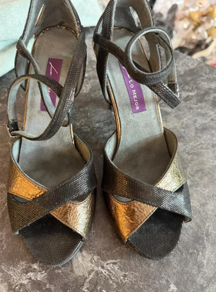 TANGO, DANS VE SALON AYAKKABISI 8,5 CM 13 PONT KADEH MODEL TOPUK KAPALI ürün görseli 1