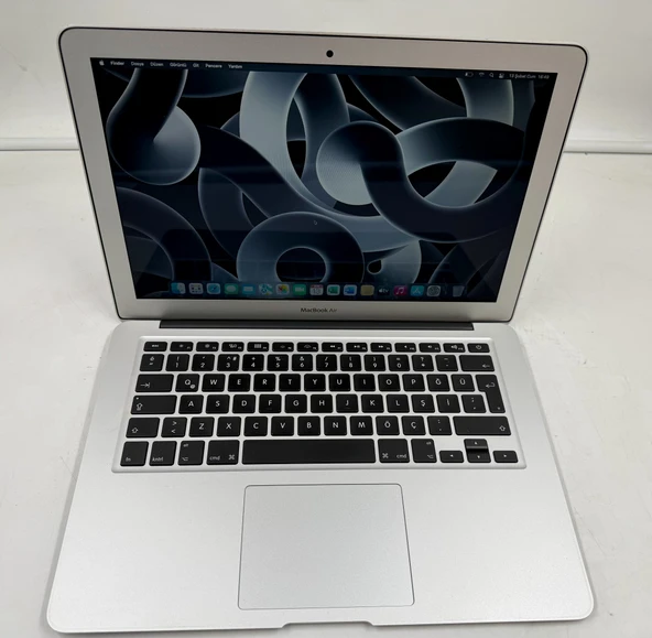 MacBook Air i5 İşlemci 4 Gb Ram 128 Gb M2 İntel Ekr. 13" Macos Monterey Laptop ( OUTLET ) ürün görseli 1