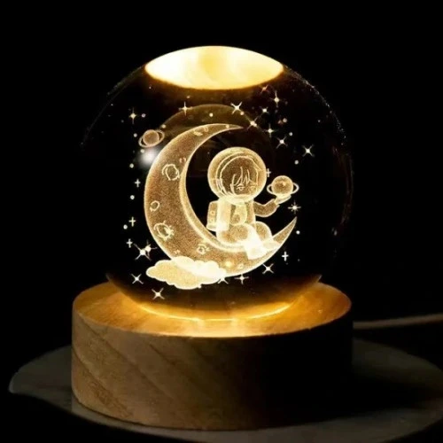 HERŞEYTREND Ay Üstünde Astronot Tasarımlı Işıklı Cam Küre (Büyük Boy, 8 cm) ürün görseli 1