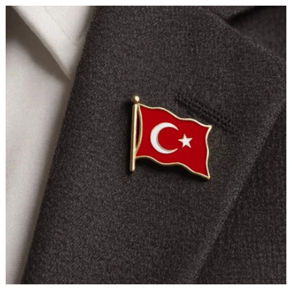 Dalgalı Bayrak Rozet Türk Bayrağı Yaka Rozeti Altın - 2 adet ürün görseli 1