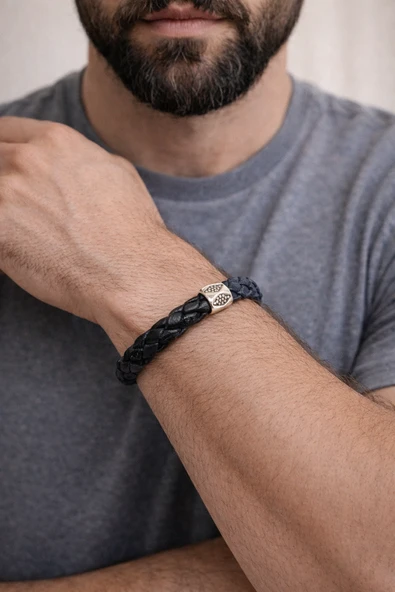 Midnight Blue Hakiki Deri Erkek Bileklik – Siyah Lacivert Çift Renk – Metal Detaylı Çelik Kilit-1324 ürün görseli 1