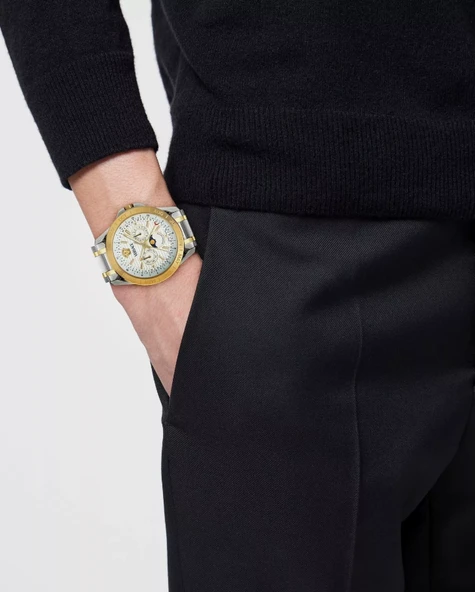 Versace VRSCVE0K00225 Erkek Kol Saati - Resim 2