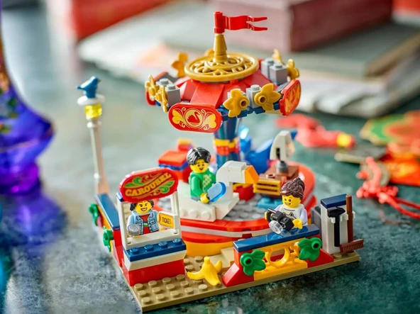 Lego Seasonal 40714 Carousel Ride - Resim 5
