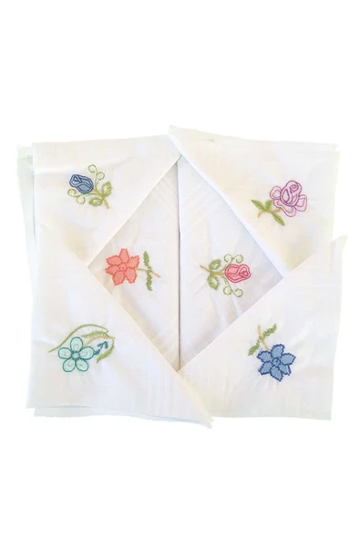 Hediyelik İşlemeli Bayan Mendili 6 lı Paket 28x28 cm 100 Pamuk ürün görseli 1