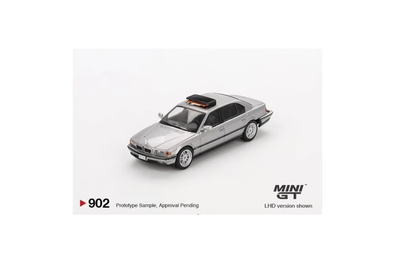 Mini GT 902 BL MW 750IL "Tomorrow Never Dies" 1/64 Model Araba ürün görseli 1