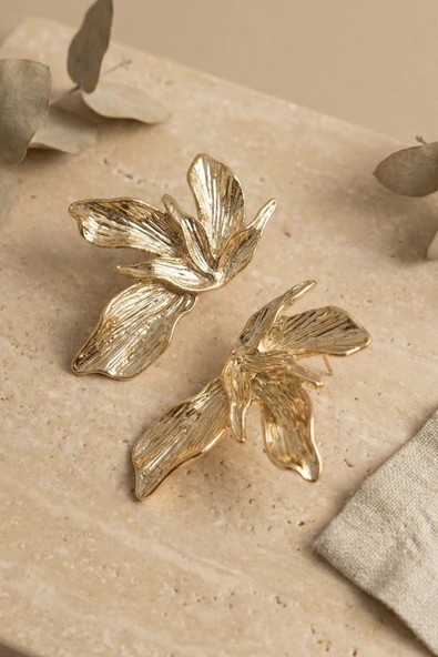 Gold Premium Kararmaz Hafif Geniş Yaprak Küpe ürün görseli 1