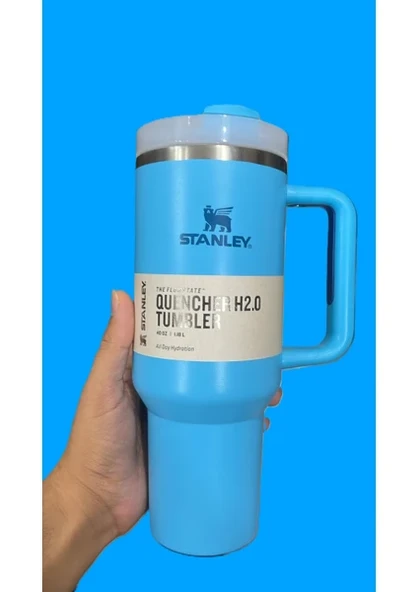 Stanley Quencher Pipetli Termos 1,18 L Gökyüzü mavisi ürün görseli 1
