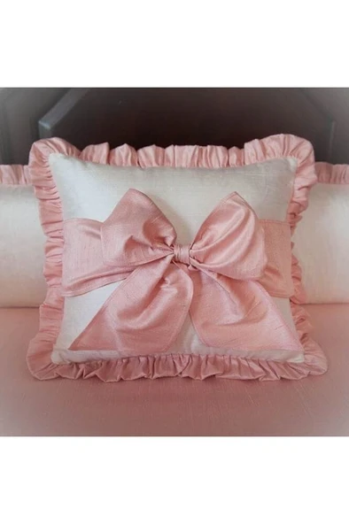 Pembe Fırfır Ve Fiyonku Beyaz Kirlent Kılıfı Ikili ürün görseli 1