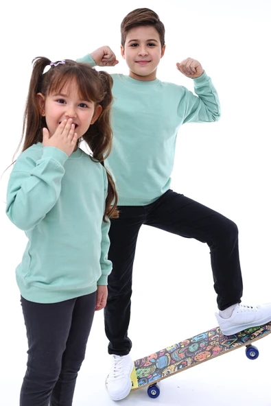Basic Bisiklet Yaka Şardonlu Çocuk Sweatshirt 3-12 Yaş ürün görseli 1