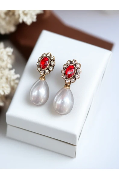 Oval Kristal Taşlı İnci Küpe ürün görseli 1