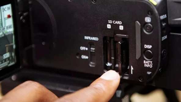 Canon XA60B 4K Video Kamera - Resim 5