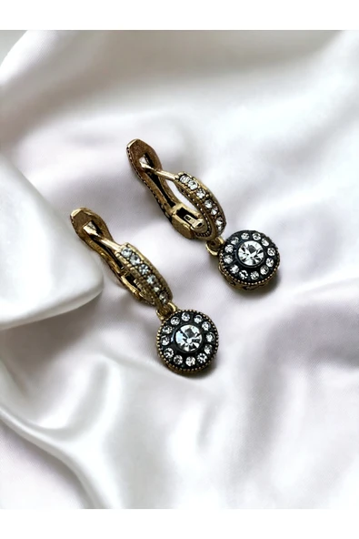 Zirkon Taşlı Yuvarlak Minimal Sallantılı Küpe ürün görseli 1