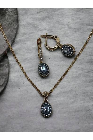 Zirkon Taşlı Oval Kesim Kolye Ve Sallantılı Küpe Seti ürün görseli 1