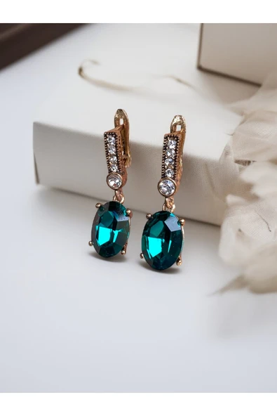 Kristal Taşlı Oval Küpe ürün görseli 1
