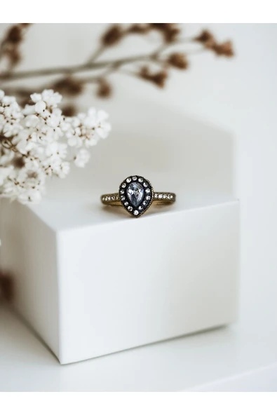 Swarovski Taşlı Su Damlası Yüzük ürün görseli 1