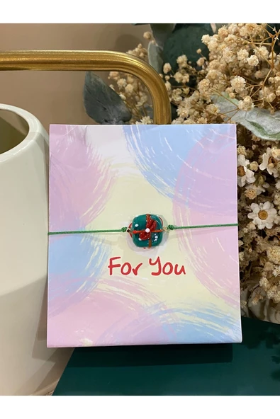 Yeşil Yılbaşı Hediye Kutusu Cam Murano Bileklik Yeni Yıl Temalı Christmas Bileklik ürün görseli 1