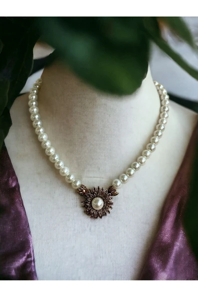 Black Diamond Taşlı Çiçek Figür İnci Kolye - Resim 4