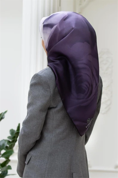 %100 Twill İpek Gül Desenli Lila Renkli 90x90 Eşarp Dikim Şekli : El Dikişi ürün görseli 1