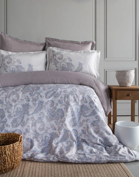King Size Berta Yeşil Elegance Saten Nevresim Takımı ürün görseli 1