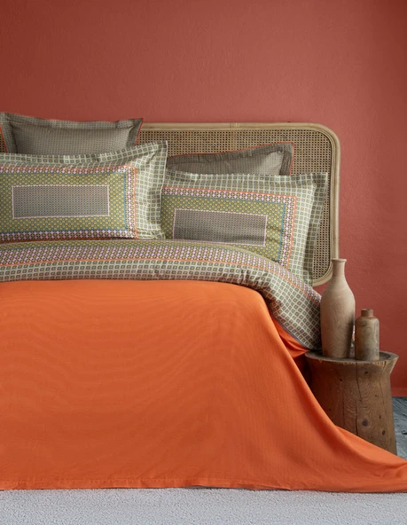 Çift Kişilik Regina Orange Elegance Saten Nevresim Takımı ürün görseli 1