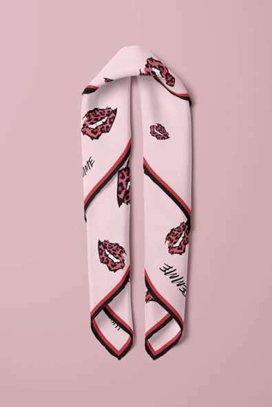 B77 Modabutik Dudak Desenli Bandana - Resim 6