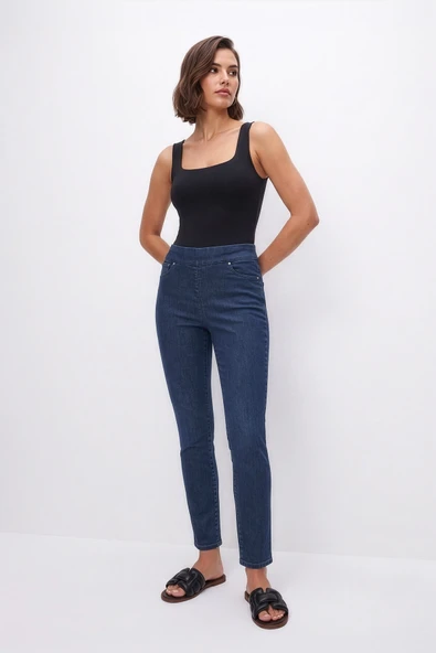 Kadın Koyu Mavi Likralı Esnek Tayt Jean Pantolon ürün görseli 1