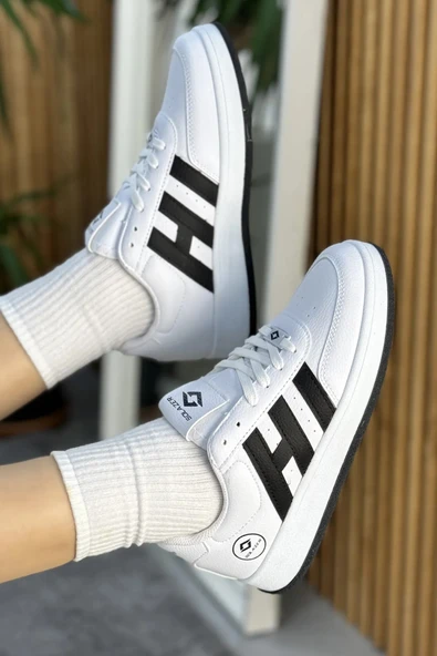 Kadın siyah beyaz  Ortopedik Taban a kalite ürün Cilt Sneaker 037 ürün görseli 1