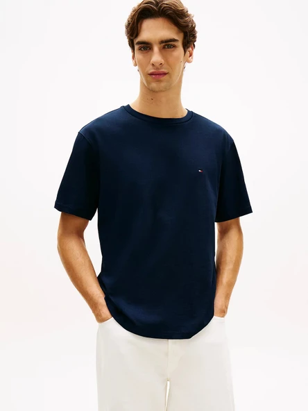 Tommy Hilfiger MW0MW42382 Flag Erkek Tişört ürün görseli 1