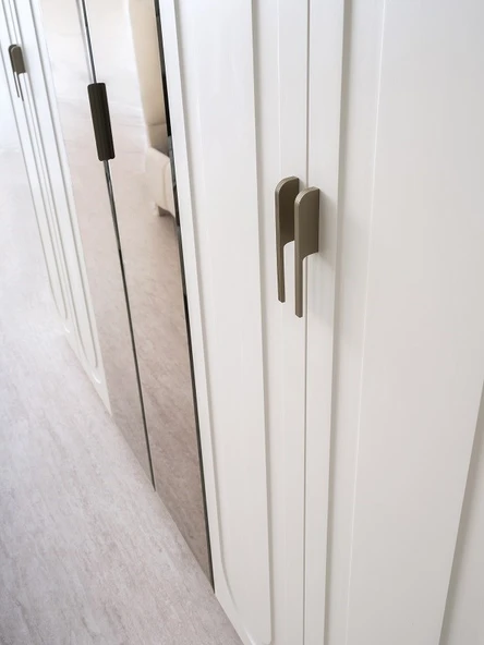 ESİNTİ MDF 6 KAPILI DOLAP - Resim 2