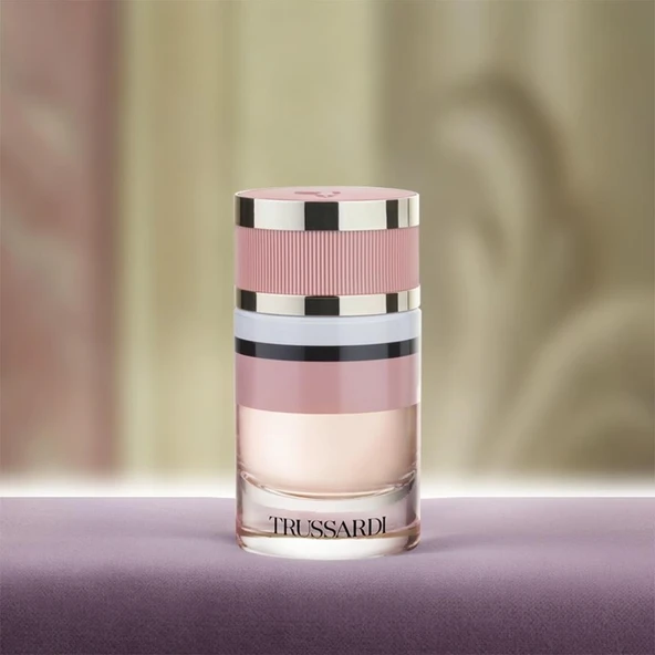 Trussardi EDP 90 ml Kadın Parfümü - Resim 5