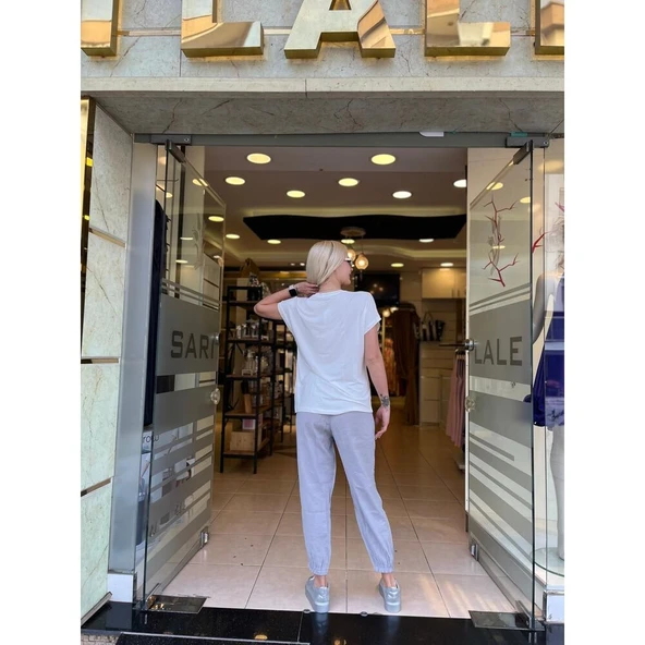 ORTASI PAYETLİ VARAK BASKILI TSHIRT - Resim 2