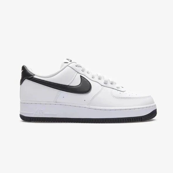 Nike Air Force 1 '07 Erkek Beyaz Sneaker ürün görseli 1