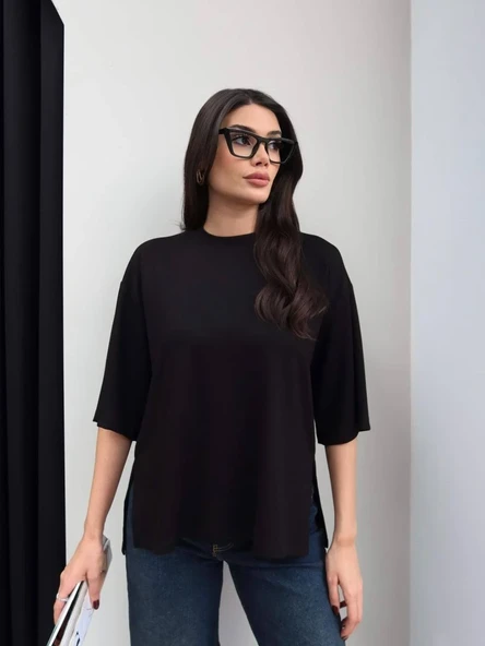 Kadın Oversize Yarım Kol Bisiklet Yaka Yan Yırtmaçlı Basic Tişört ürün görseli 1