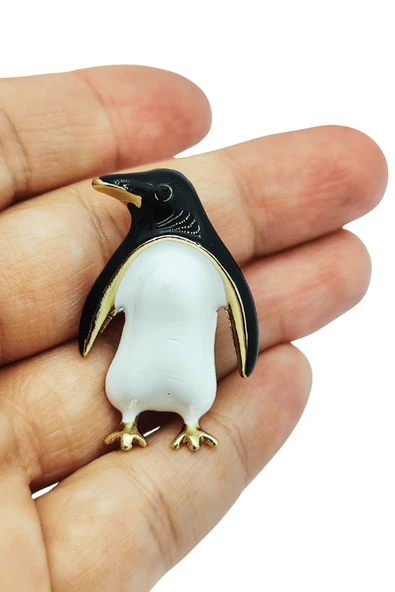 Sevimli Penguen Figürlü Gold Detaylı Broş ürün görseli 1