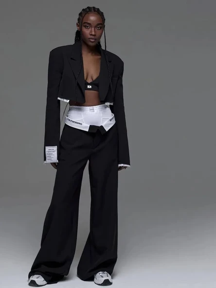 Kadın 4 Parça Crop Blazer Takım ürün görseli 1