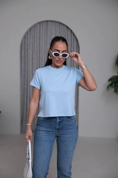 Kadın Bisiklet Yaka Basic T-Shirt - Resim 2