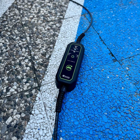 Bemis Mini Mobil Taşınabilir Elektrikli Araç Şarj Cihazı - 2,3 Kw / 3,7 Kw - 8 Metre - Çanta Hediye ürün görseli 1