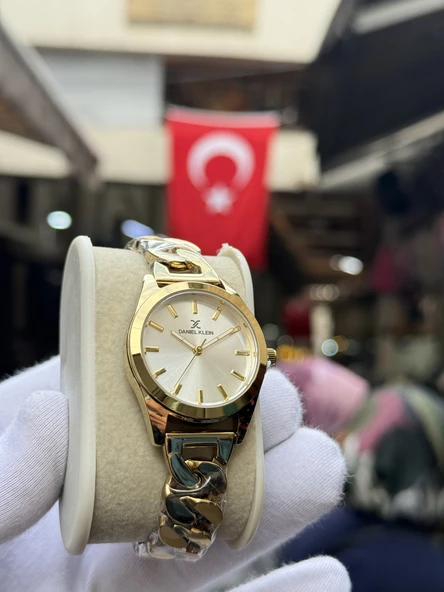 %100 Orijinal Kadın Kol Saati Altın Renk Beyaz Kadran ürün görseli 1