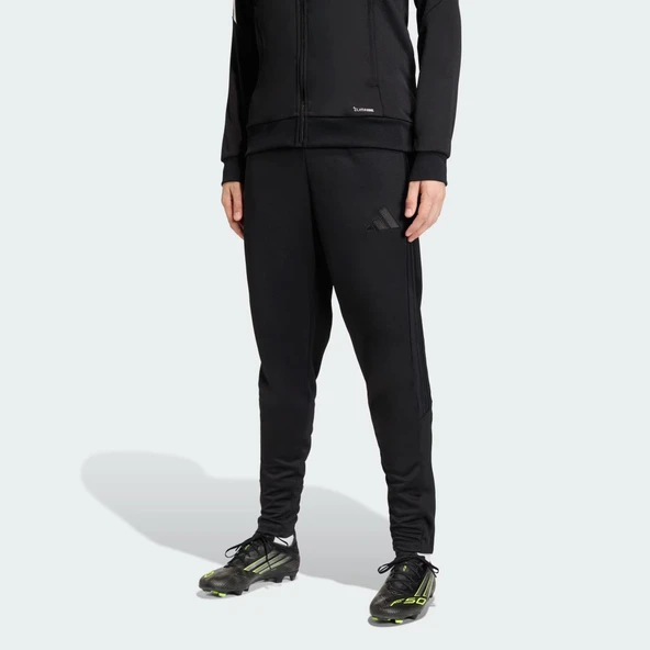 Adidas KH1746 Tiro26L Erkek Eşofman Altı ürün görseli 1