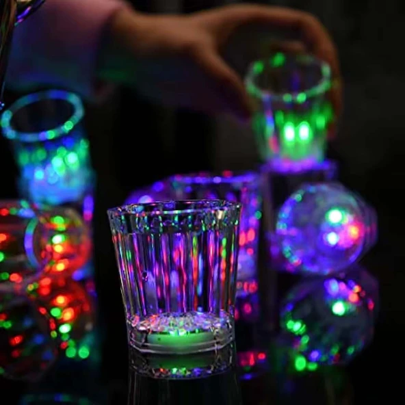 LED Işıklı Eğlence Bardakları - 3 Modlu Renk Değiştiren Bardak 12 Adet ürün görseli 1