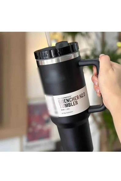 STANLEY 1.9 ml Pipetli Termos 24saat sıcak tutma özelliğine sahiptir ürün görseli 1