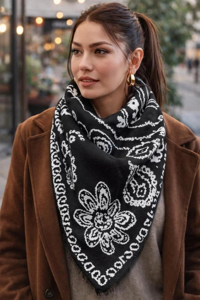 Wearflawless TREND Çift Taraflı Etnik desenli Üçgen Triko Atkı, Trend Üçgen Şal, Fular ürün görseli 1